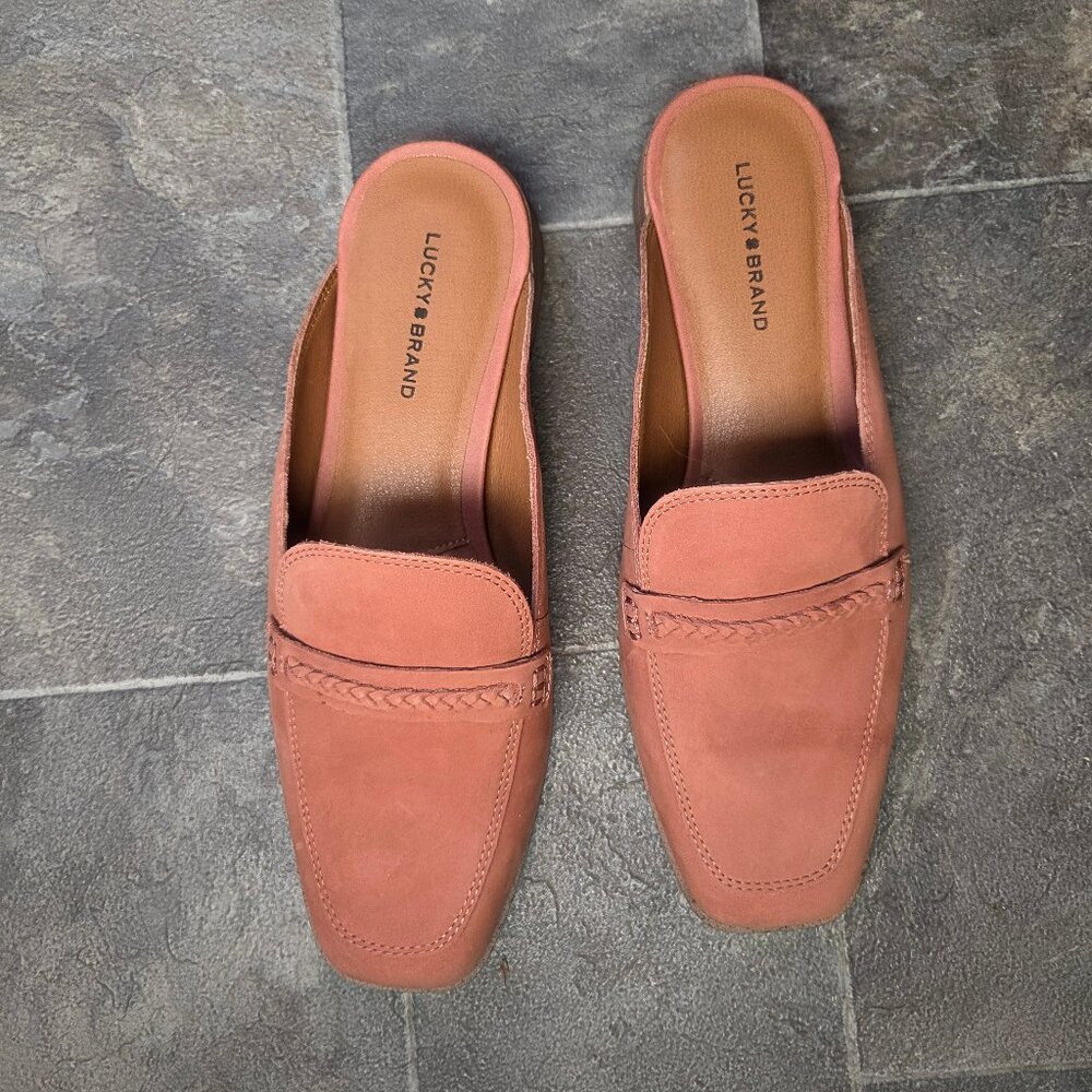 BRAND NEW NEVER WORN LUCKY BRAND MULES